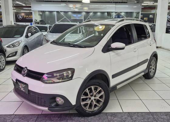 VOLKSWAGEN CROSSFOX 1.6 MI FLEX 8V 4P MANUAL VOLKSWAGEN CROSSFOX 1.6 MI FLEX 8V 4P MANUAL